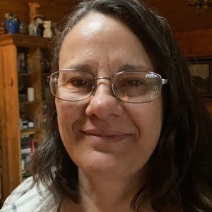 Meet your Posher, Roxanna